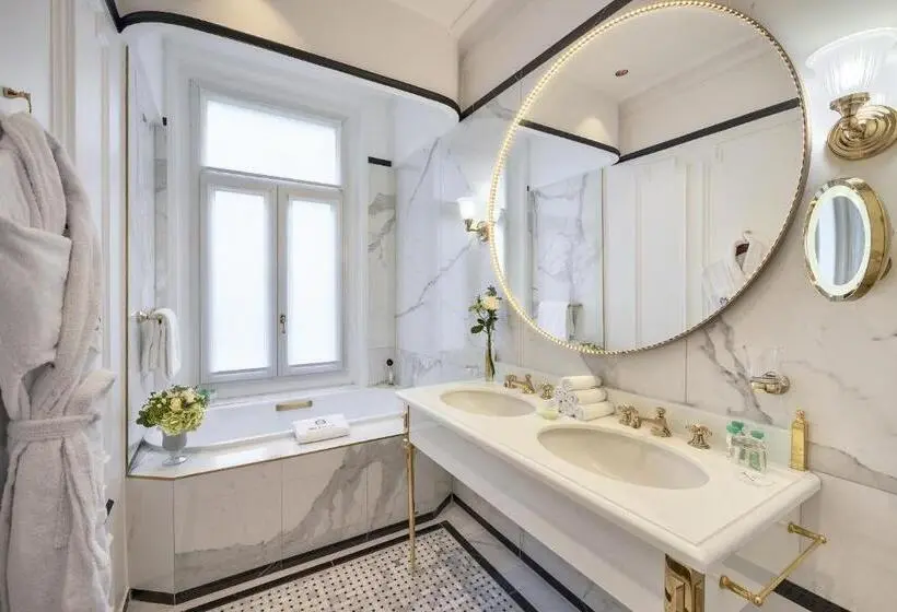 Suite Prestige, Westminster