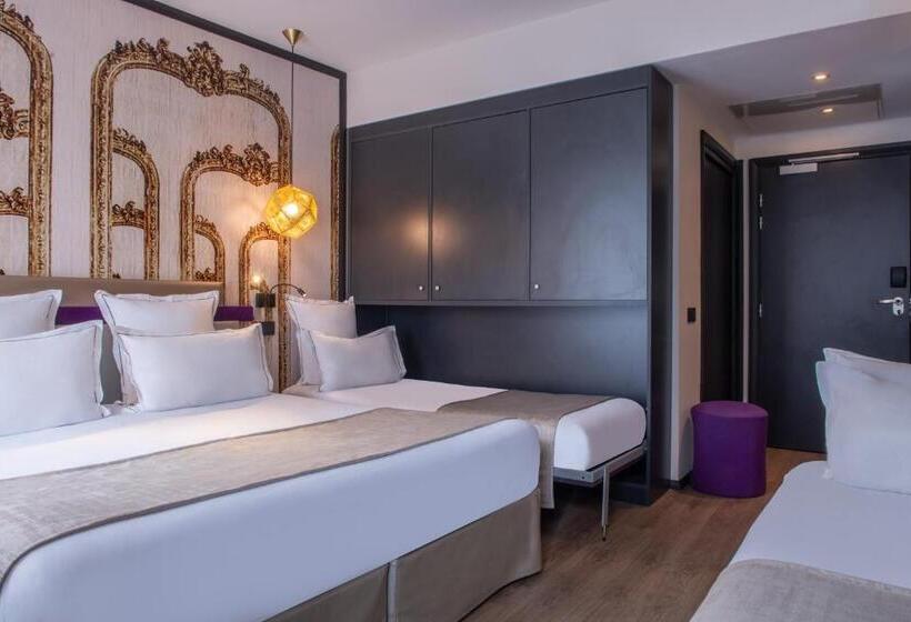 اتاق استاندارد چهار تخته, Yllen Eiffel