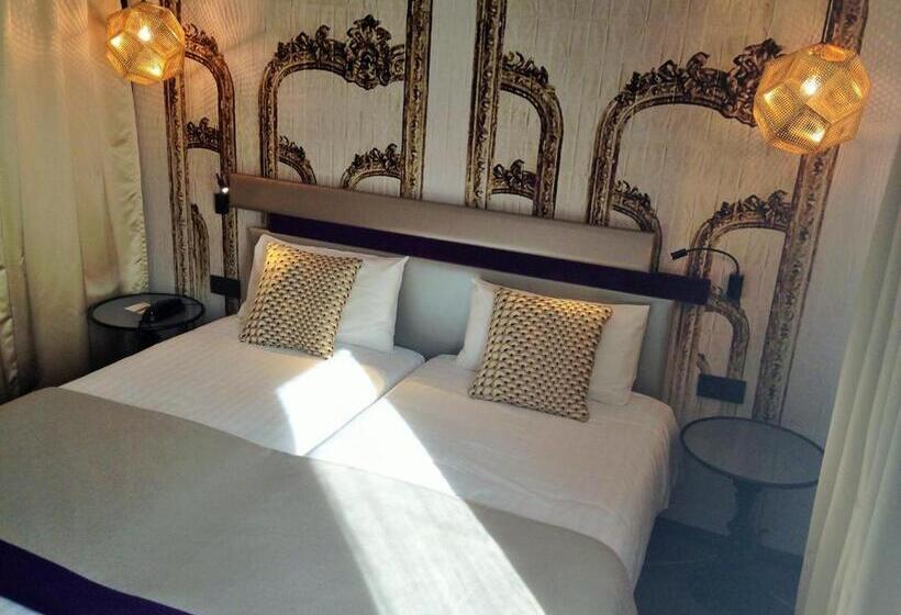 اتاق کلاسیک, Yllen Eiffel