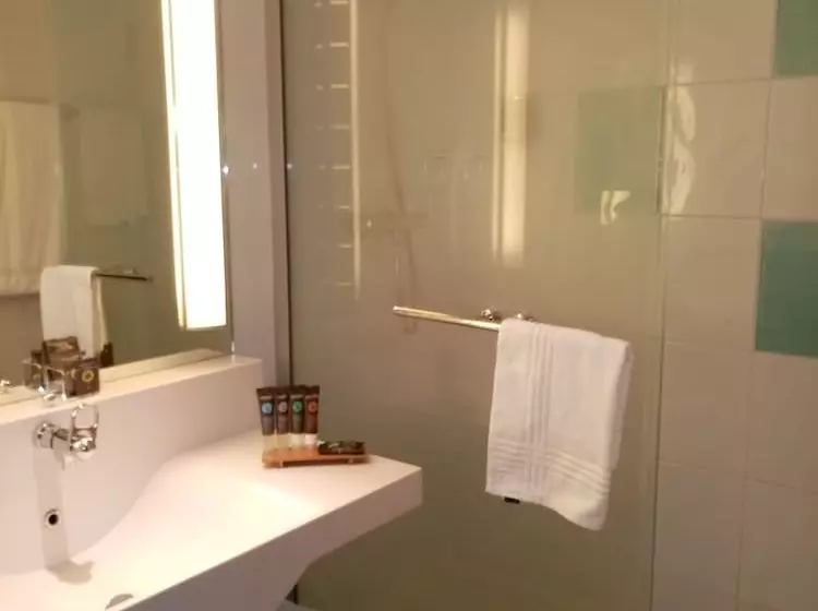 Superior-huone, Novotel Mulhouse Bale Fribourg