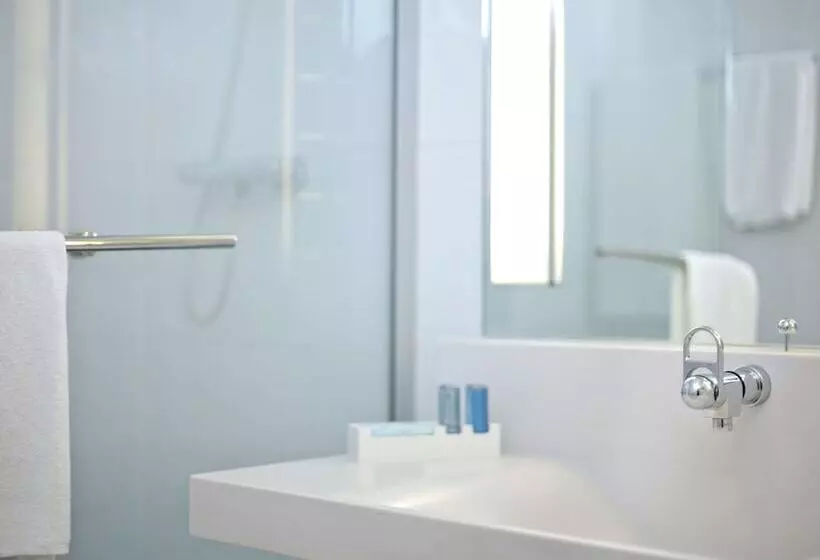 Superior-huone, Novotel Mulhouse Bale Fribourg