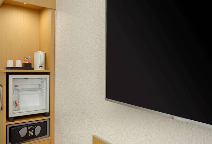 ダブルベッドのクラシックルーム, Novotel Toulouse Purpan Aeroport