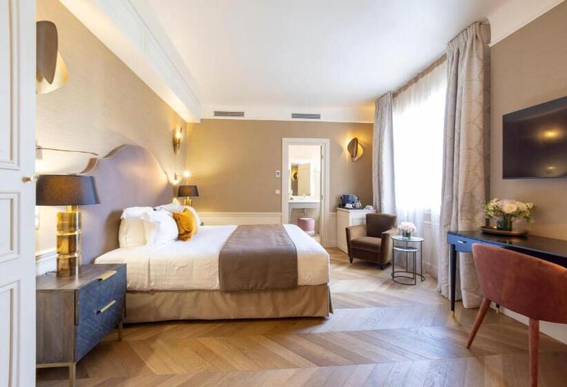 デラックススイート, Residence Foch