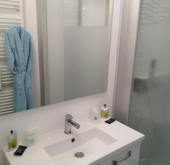 キングサイドベッドのスタンダードワンルーム, Thermotel