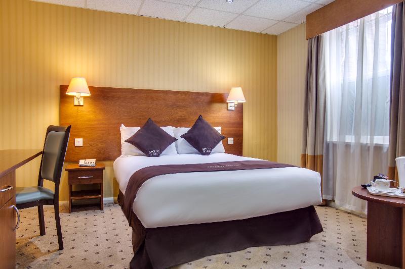 수피리어 룸, Apollo