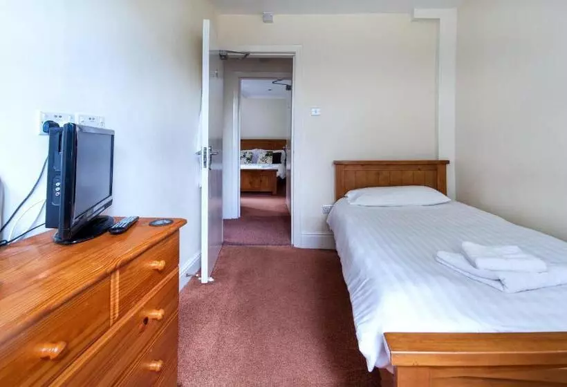 3 Bedroom Suite, Elen S Castle
