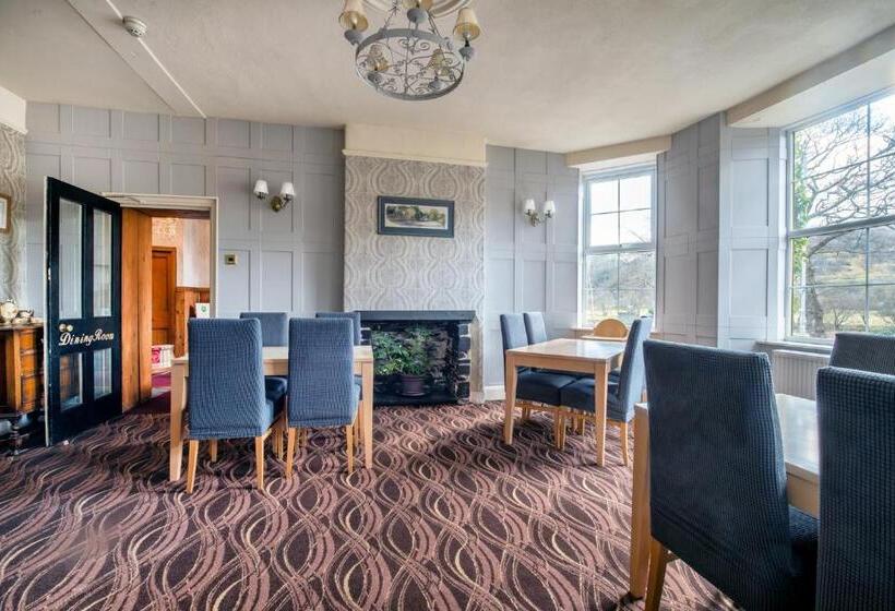 带3个卧室的套间, Elen S Castle