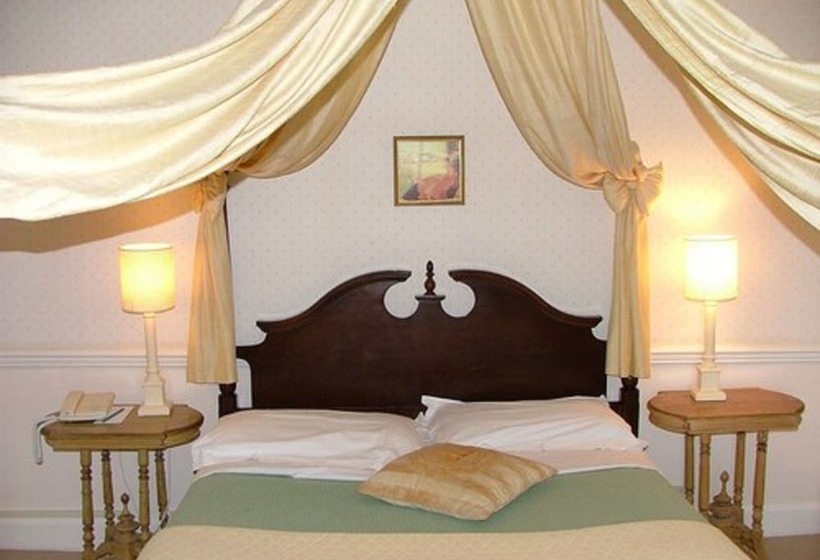 디럭스 룸, Esseborne Manor