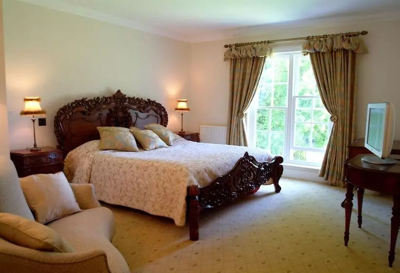 プレミアムルーム, Esseborne Manor