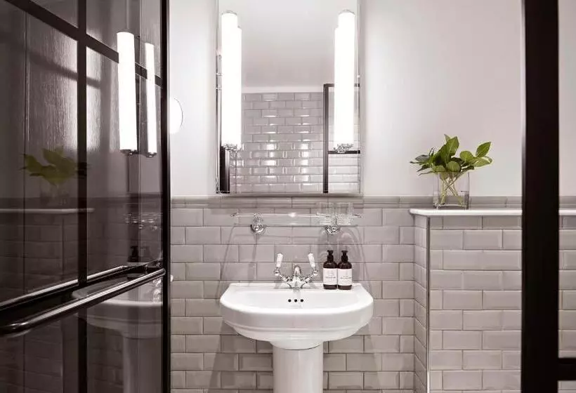 Standard Room, Kimpton   Fitzroy London, An Ihg