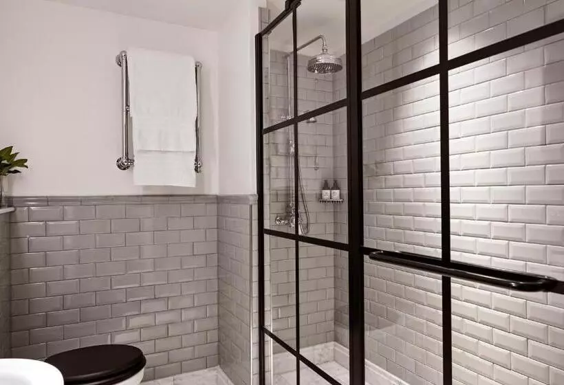 Standard Room 2 Double Beds, Kimpton   Fitzroy London, An Ihg
