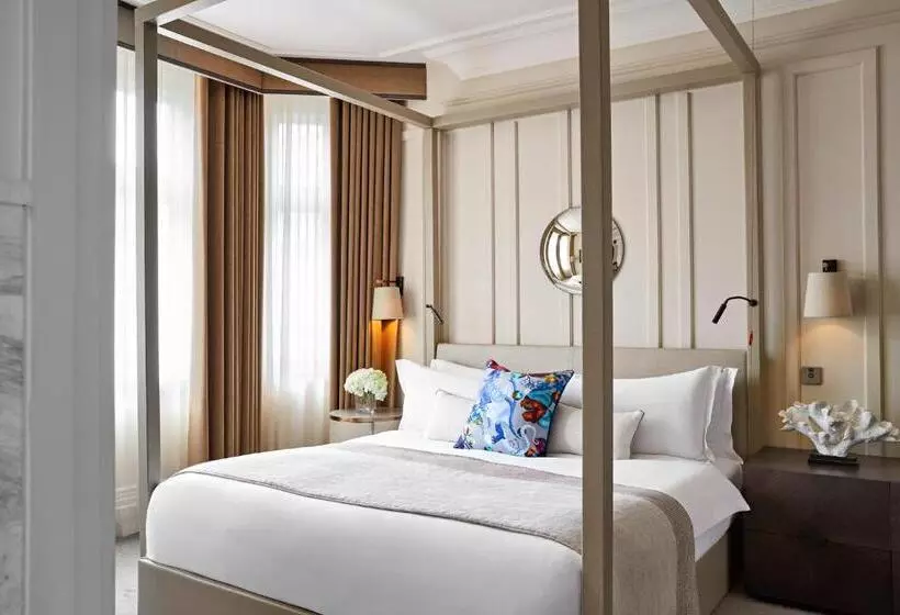 Suite Adapted for people with reduced mobility, Kimpton   Fitzroy London, An Ihg
