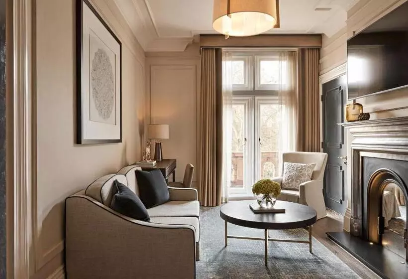 Suite Adapted for people with reduced mobility, Kimpton   Fitzroy London, An Ihg