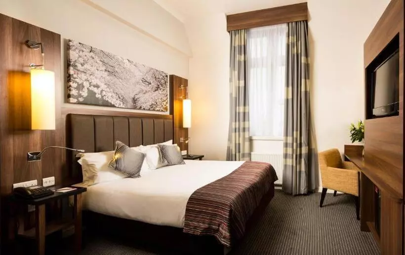 اتاق استاندارد, Mercure Darlington Kings