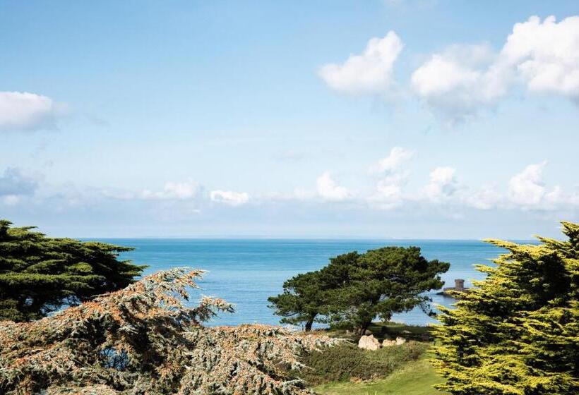 غرفة قياسية مطلّة علي البحر, The Atlantic