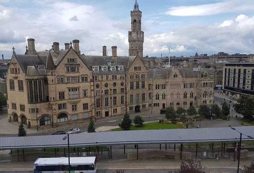 クラシックルーム, The Bradford