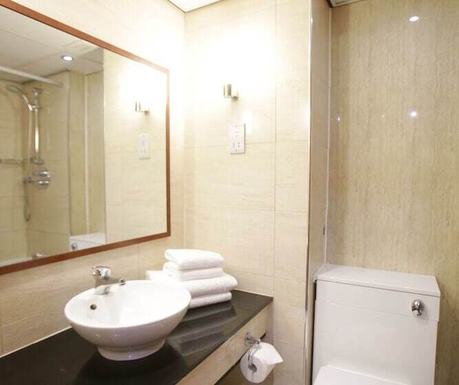 غرفة قياسية, The Bruce