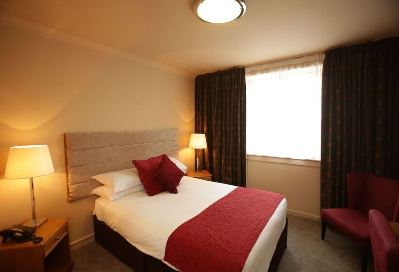 标准间, The Bruce