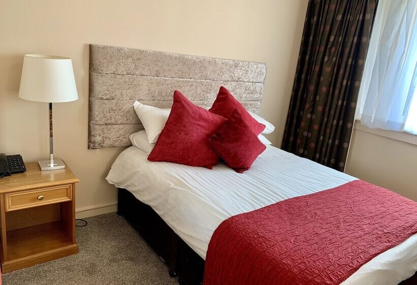 标准间, The Bruce