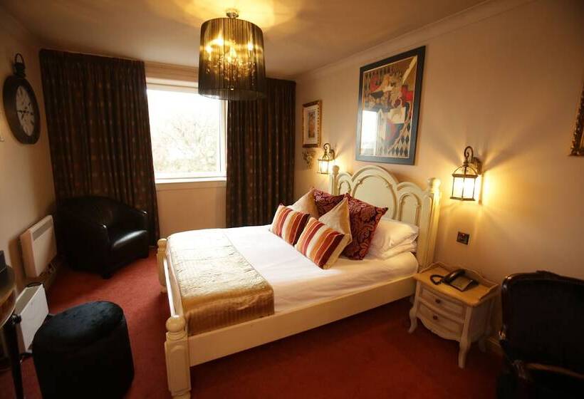 غرفة كلوب, The Bruce