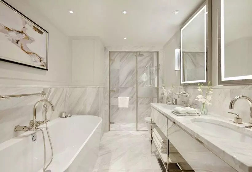 Executive Suite, Jumeirah Carlton Tower London