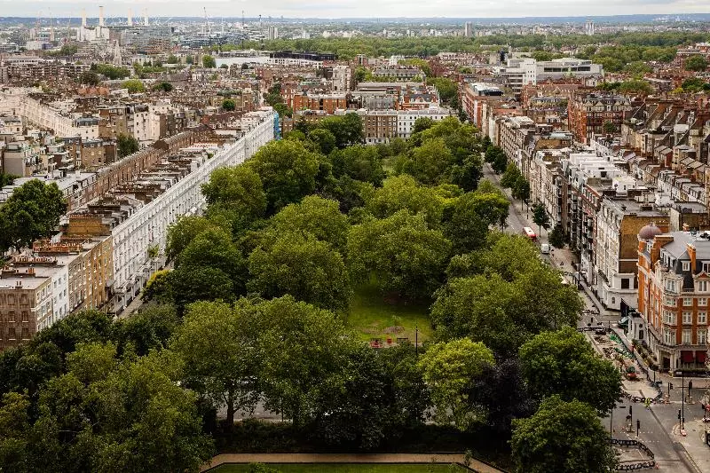 Suite, Jumeirah Carlton Tower London
