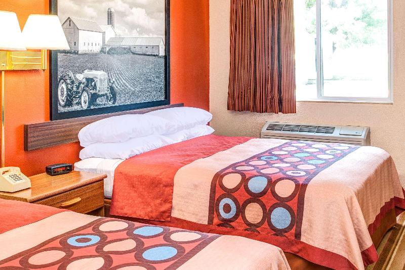 Deluxe Suite, Jumeirah Carlton Tower London