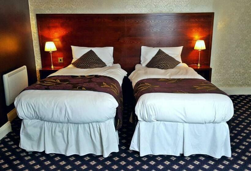 اتاق استاندارد با تخت بزرگ, The Foley Arms Hotel Wetherspoon