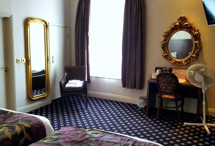 キングサイズベッドのスタンダードルーム, The Foley Arms Hotel Wetherspoon