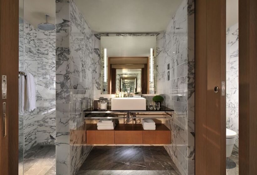 프리미엄 룸, The Hari London