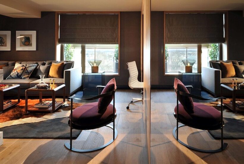 스위트, The Hari London