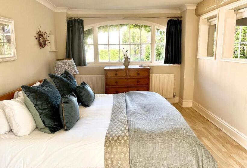 Номер Стандарт, Tickton Grange