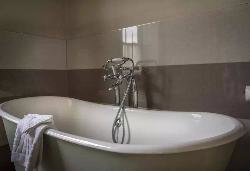 スタンダードルーム, Washingborough Hall