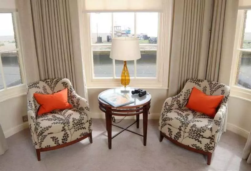 Camera Standard Vista Mare, Wentworth