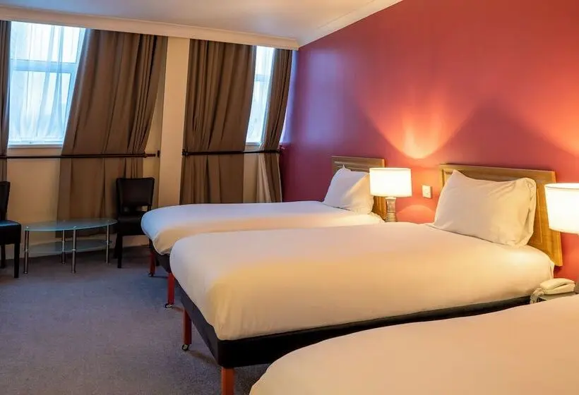 Standard Kolmen Hengen Huone, Britannia Sachas Hotel Manchester