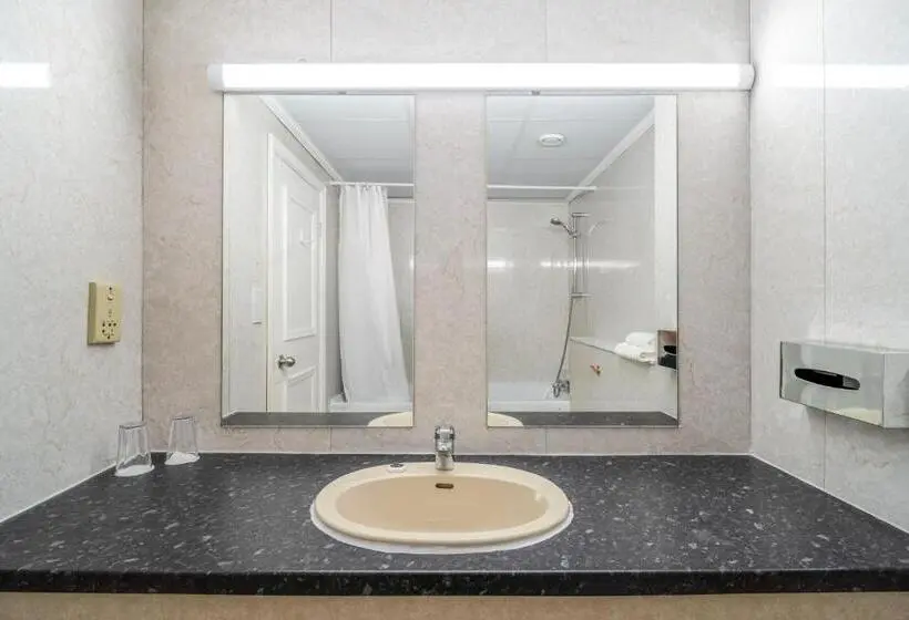 Superior Room, Britannia Sachas Hotel Manchester