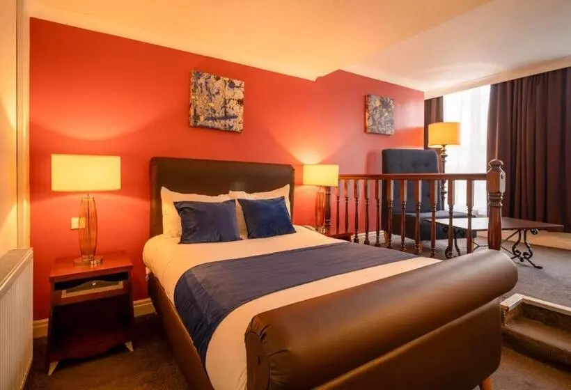 Superior Room, Britannia Sachas Hotel Manchester