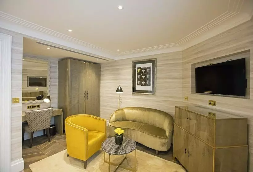 ジュニアスイート, Flemings Mayfair   Small Luxury Hotel Of The World