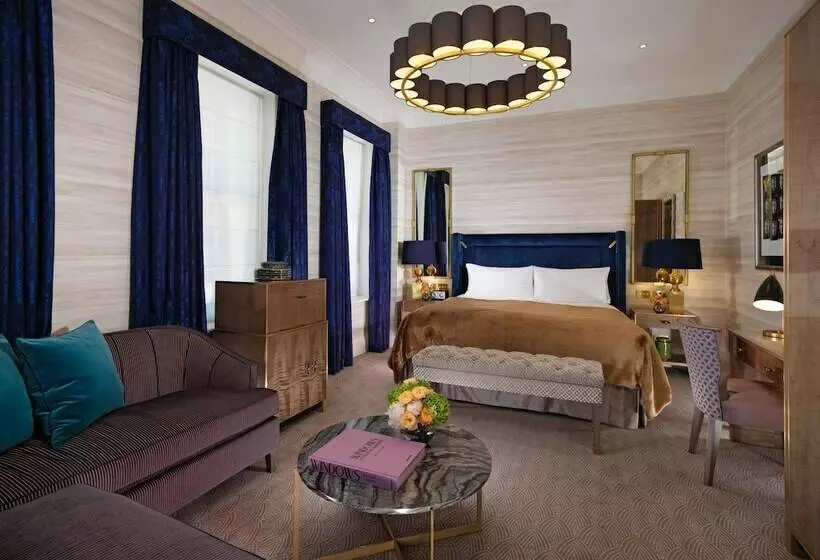 ジュニアスイート, Flemings Mayfair   Small Luxury Hotel Of The World