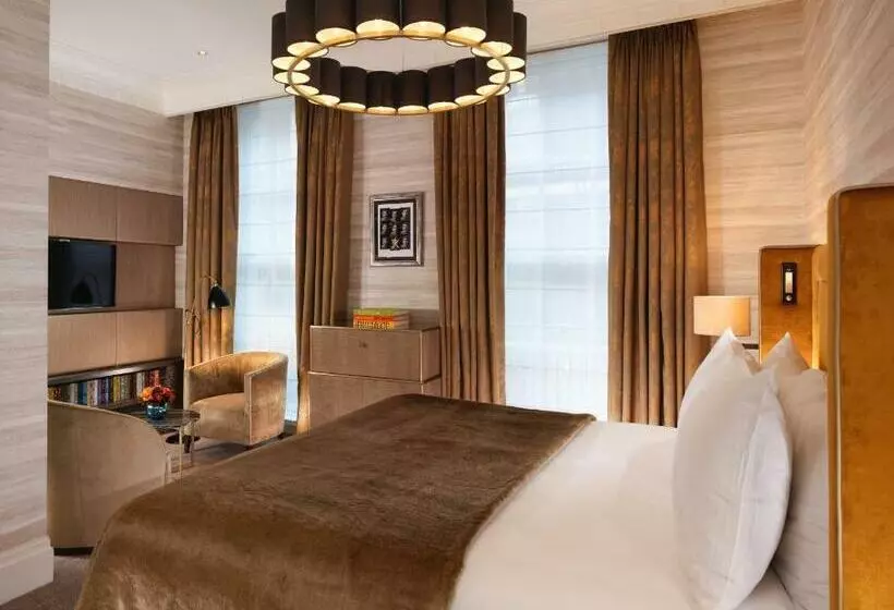 キングサイズベッドのエクゼクティブルーム, Flemings Mayfair   Small Luxury Hotel Of The World