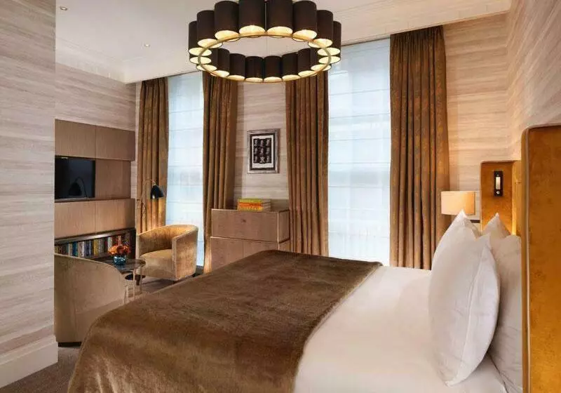 スタンダードルーム, Flemings Mayfair   Small Luxury Hotel Of The World