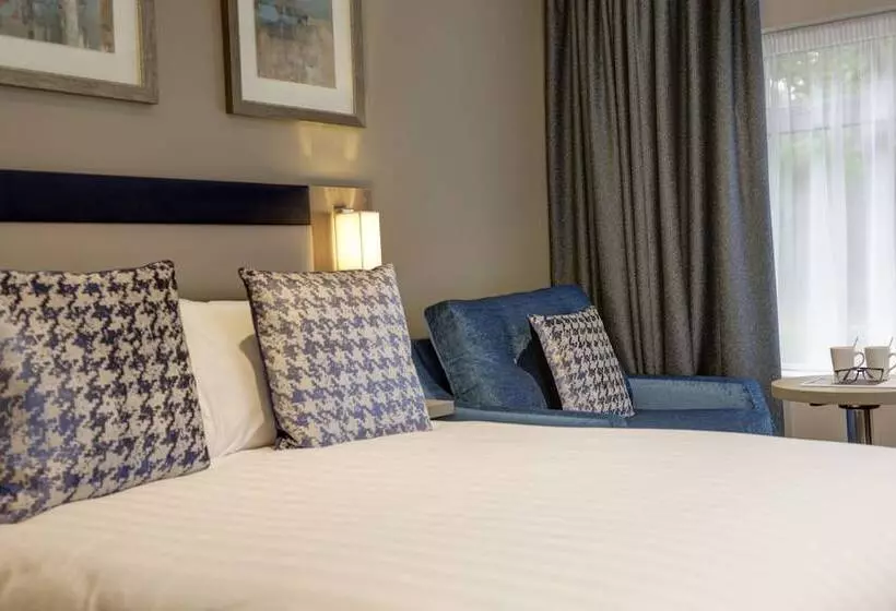 Perhehuone, Linton Lodge A Bw Signature Collection