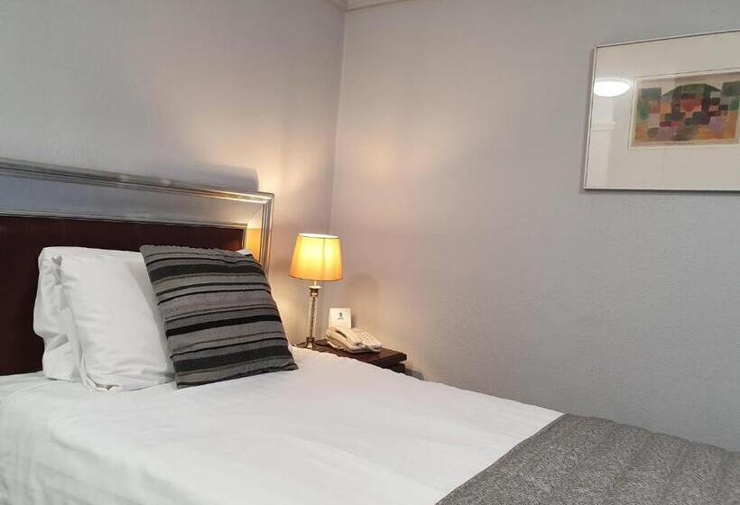 Номер Стандарт Индивидуальный, Best Western Stoke On Trent City Centre