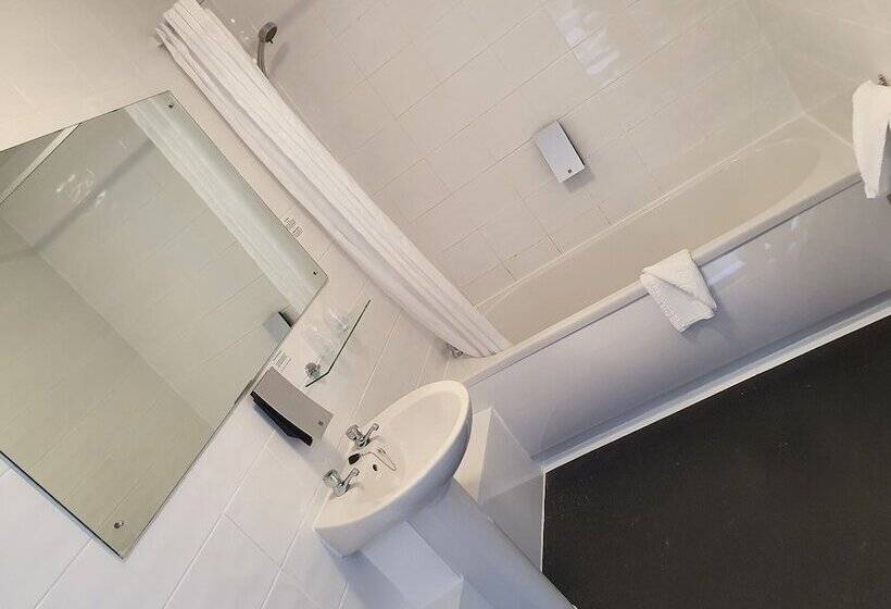 Номер Стандарт, Best Western Stoke On Trent City Centre