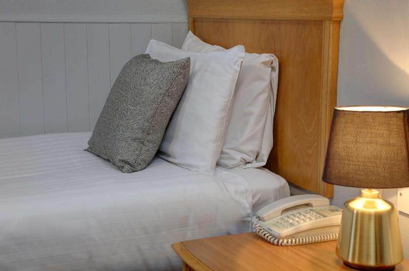 Номер Стандарт Индивидуальный, Best Western Stoke On Trent City Centre