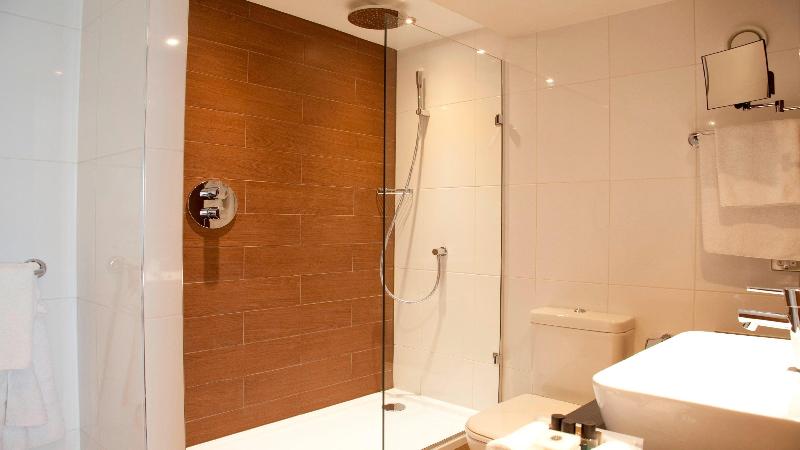 스탠다드 룸, Holiday Inn London  Wembley