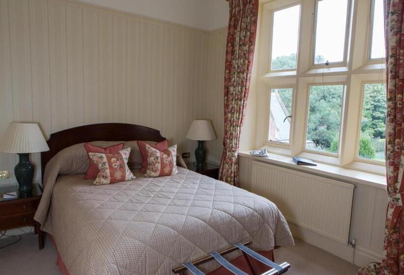 Номер Стандарт, Horsted Place