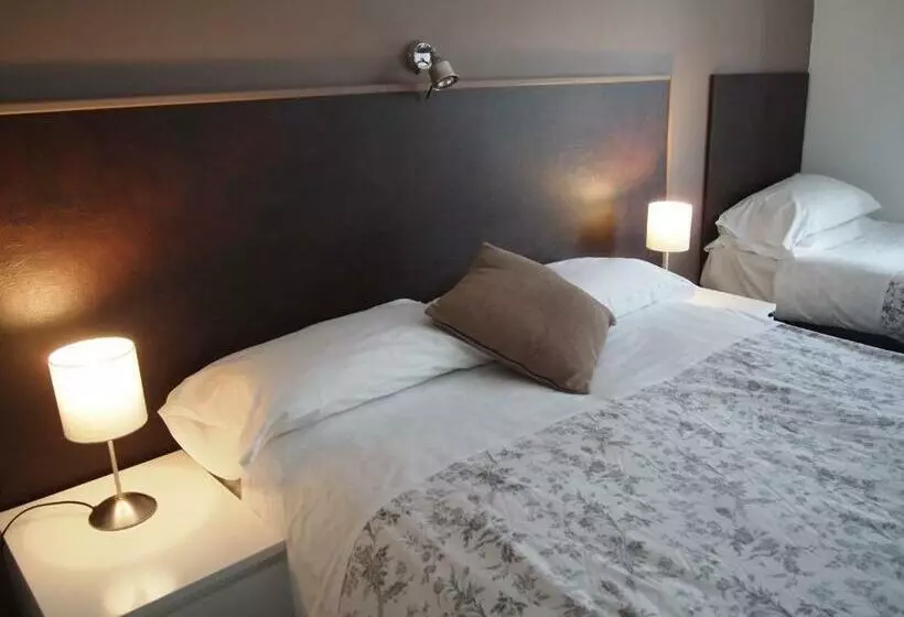 Standard-huone, Kingswood