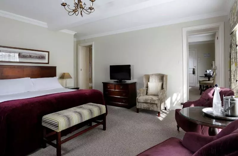 デラックススイート, Macdonald Alveston Manor Hotel & Spa