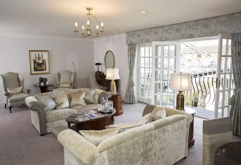 Superior-sviitti, Macdonald Compleat Angler